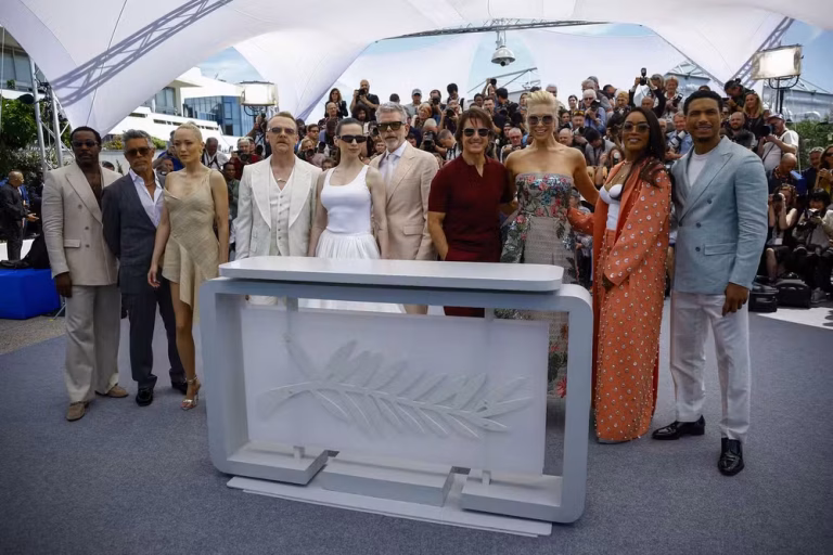 Tom Cruise se despede em grande estilo em Cannes com Missão: Impossível